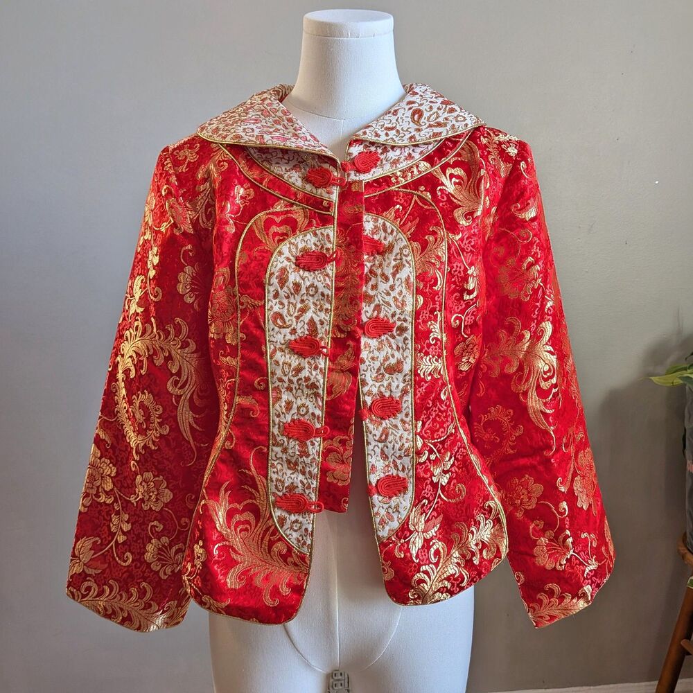Huamei Red Brocade Jacket Traditional Chinese Gold Frog Closure Size 15 - Picture 2 of 15
